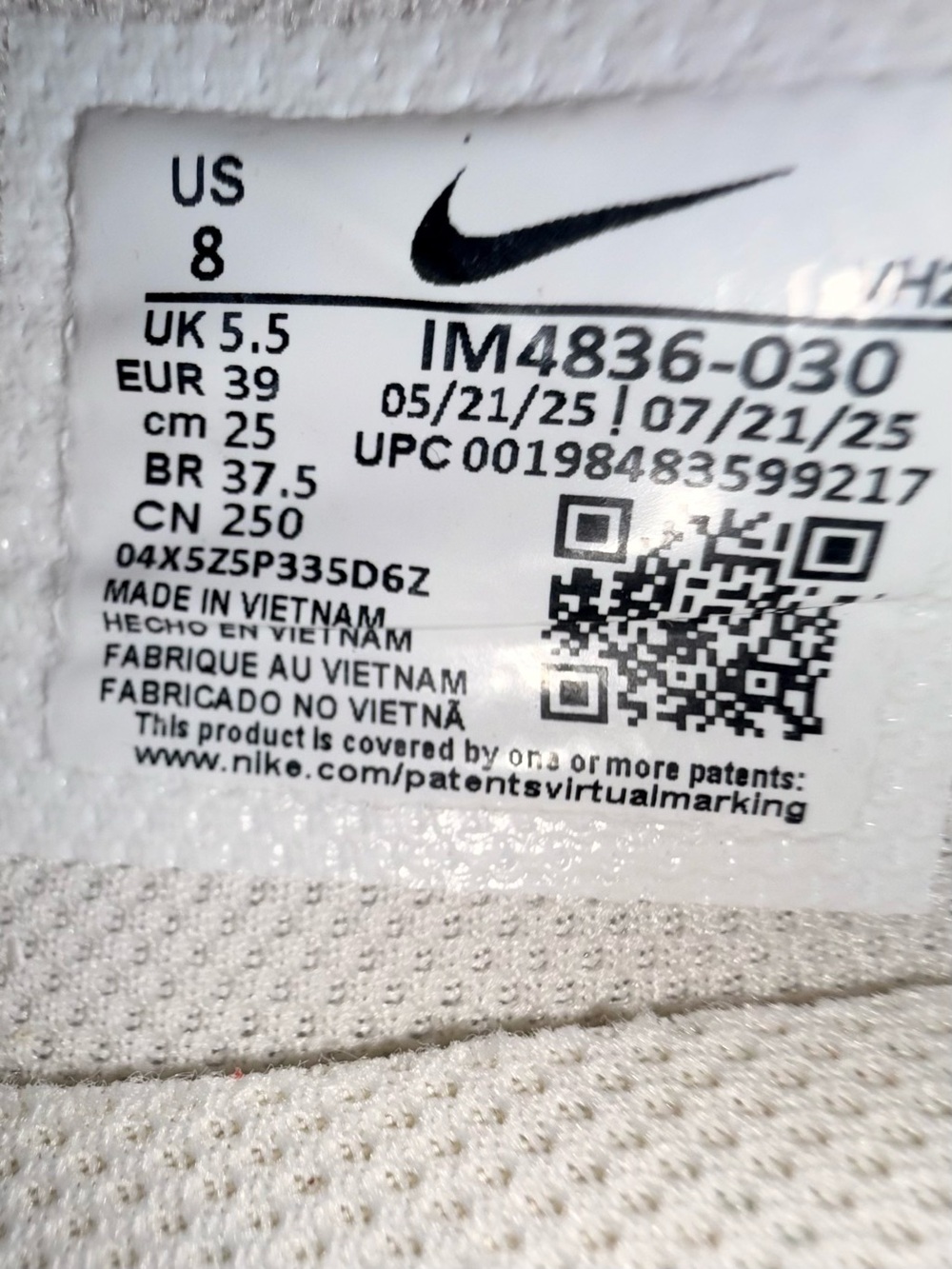 Nike Air Max Excee Phantom Beige Metallic Silver Women’s 8 New in Box - Picture 5 of 6